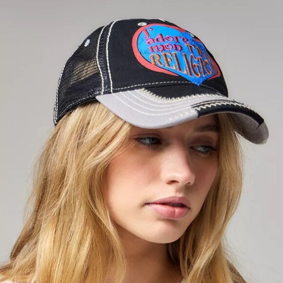 True Religion Hat - Picture 4 of 4